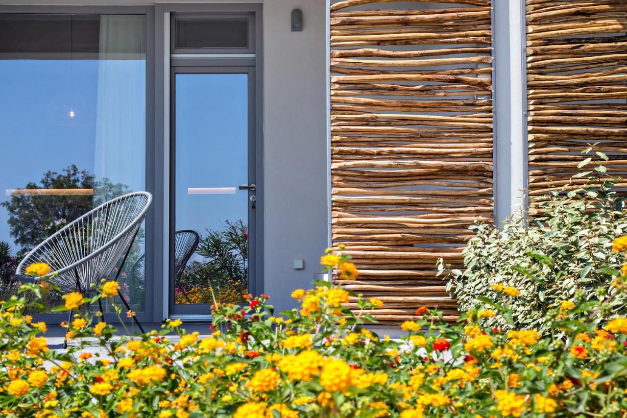 Seaside Tinos Apartment Kionia Exterior photo
